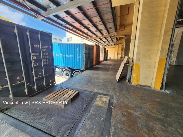 Warehouse at Tuas Ave 6m ceiling 20kn 3 cargo lift low psf (D22), Warehouse #428012131